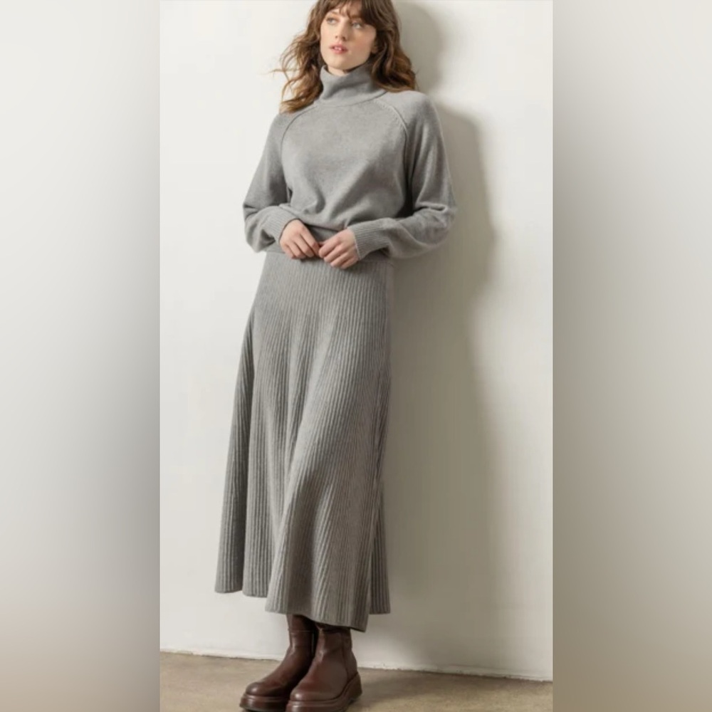 NWT Lilla P Size Small Gray Long Sleeve Cashmere Blend Sweater Skirt